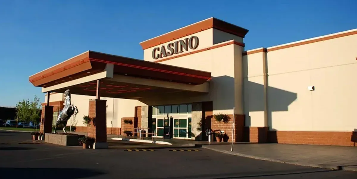 Deerfoot Inn & Casino, Calgary